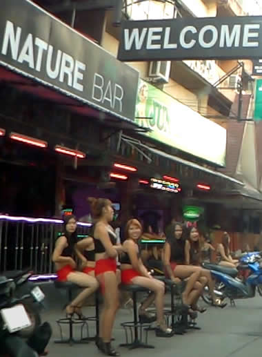 Bars soi 6 pattaya Pattaya Soi